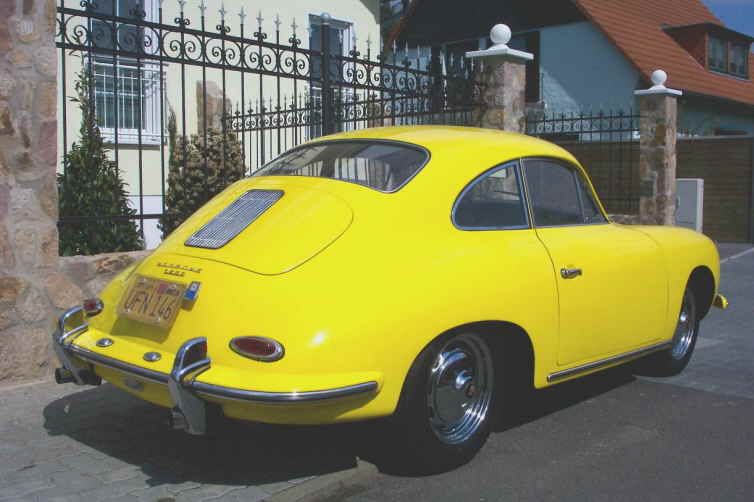 100_3129Heck rechts gut