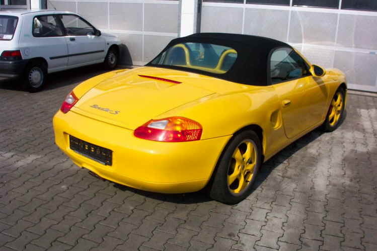 Bild_2318  Gelb Heck rechts