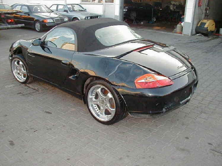 PIC00083 Boxster Heck links